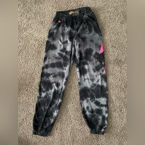 AVIATOR NATION SWEATS